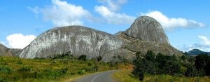 Rock formation shaped like the head and back of an elephant